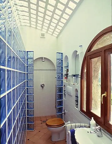 Secret Garden In Nocelle Villa *